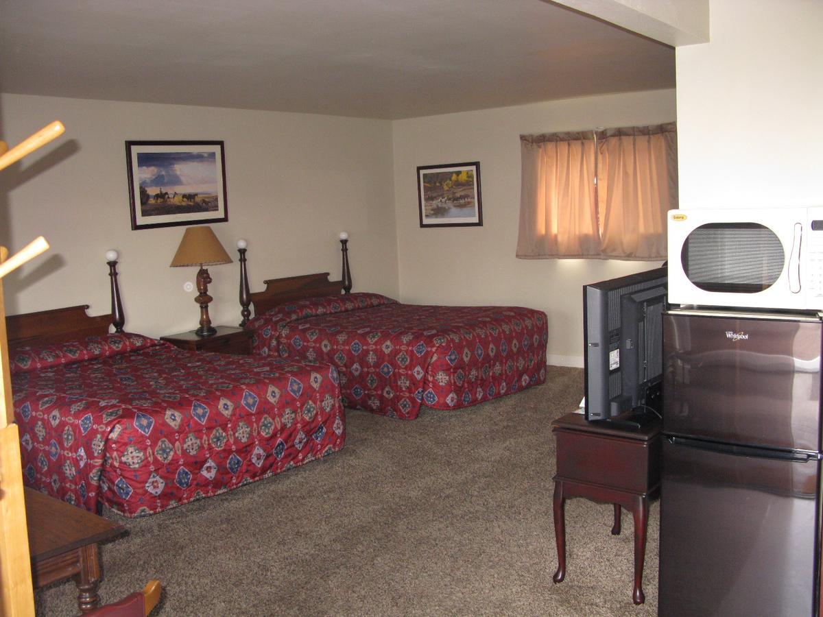 Rustlers Inn Prineville Extérieur photo