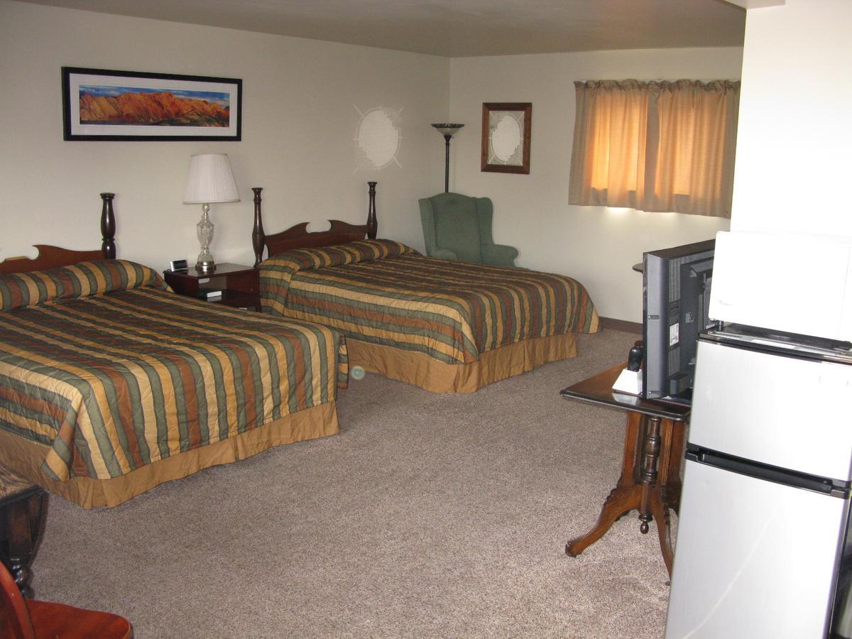 Rustlers Inn Prineville Extérieur photo